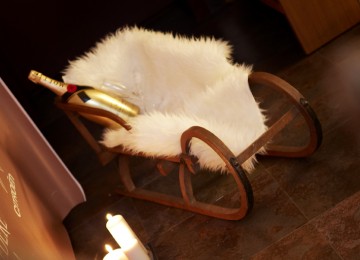 Chic & Cozy: Apres-ski Weekend