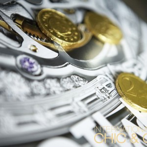 Chic & Cozy: Money Never Sleeps